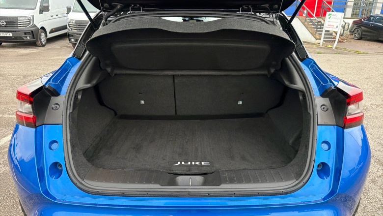 Nissan Juke 1.6 Hybrid Tekna+ 5dr Auto Hybrid Hatchback